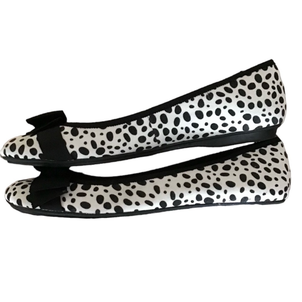 Alfani woman’s white ballet flats. Safari black spots and black bow size 7.5M - Picture 3 of 5